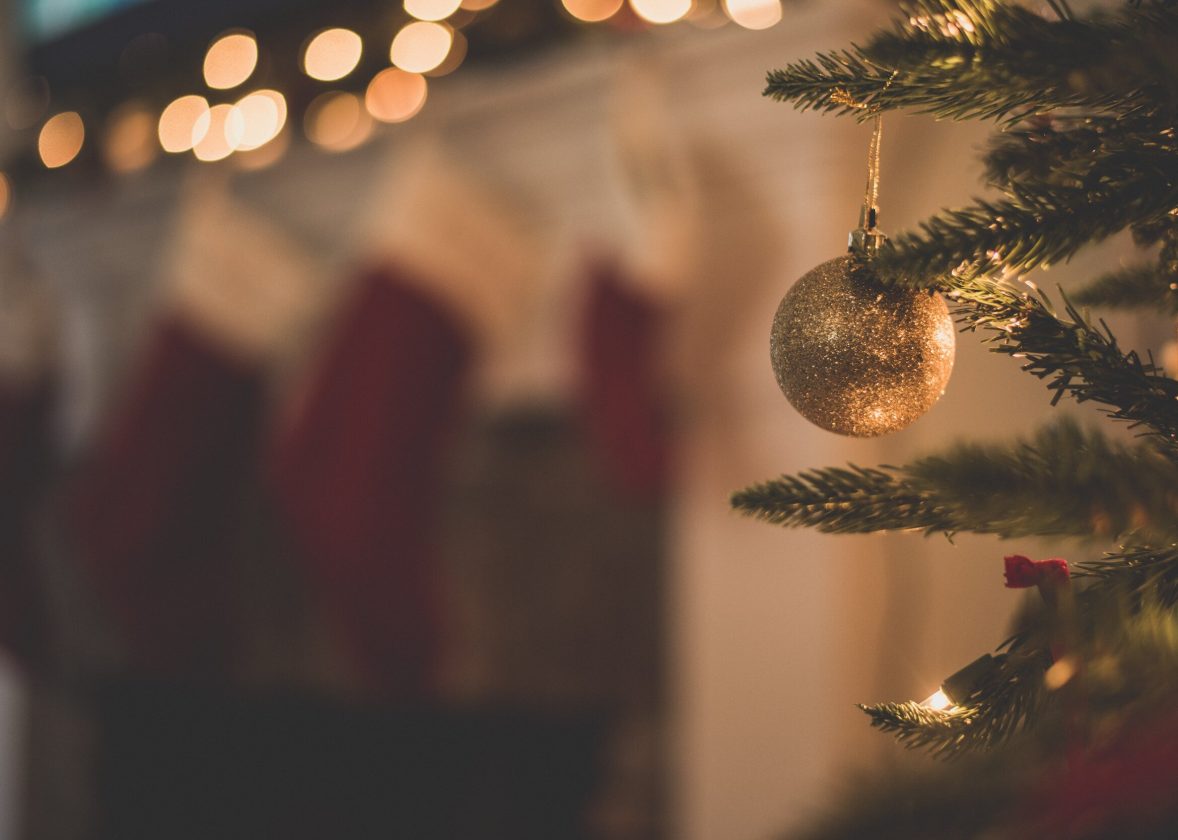 TWAS THE NIGHT BEFORE CHRISTMAS: TIPS FOR PARENTS ON MANAGING SLEEP ROUTINES THROUGH THE HOLIDAY SEASON